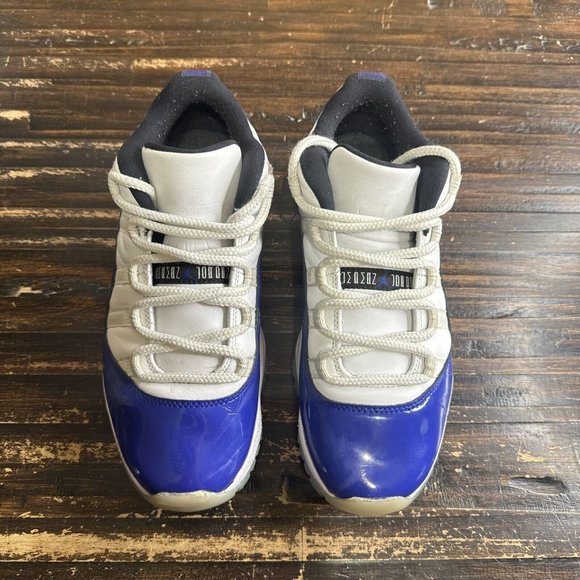 Women's Air Jordan Retro 11 Low "White Concord" 2020 US Women's Size 9 - Picture 4 of 7